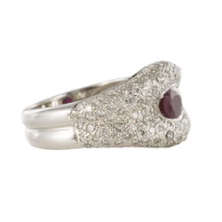 Bague Pavée en or blanc, rubis et diamants - Castafiore