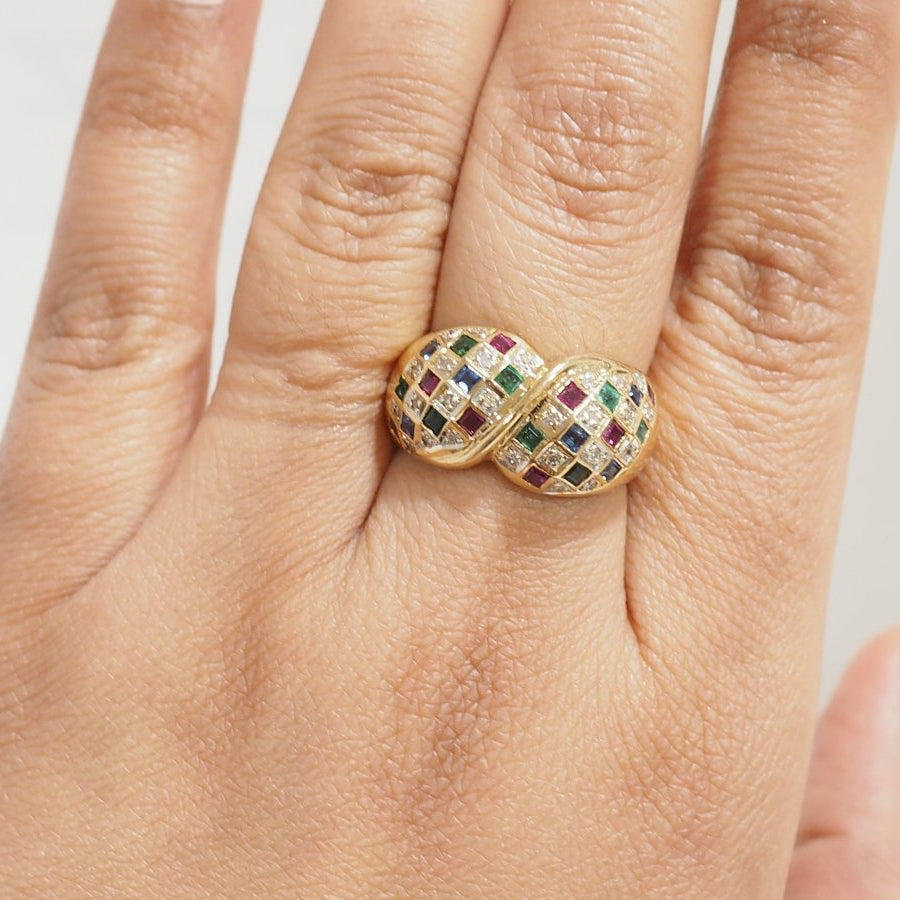 Bague pavée en or jaune, diamants et pierres précieuses - Castafiore