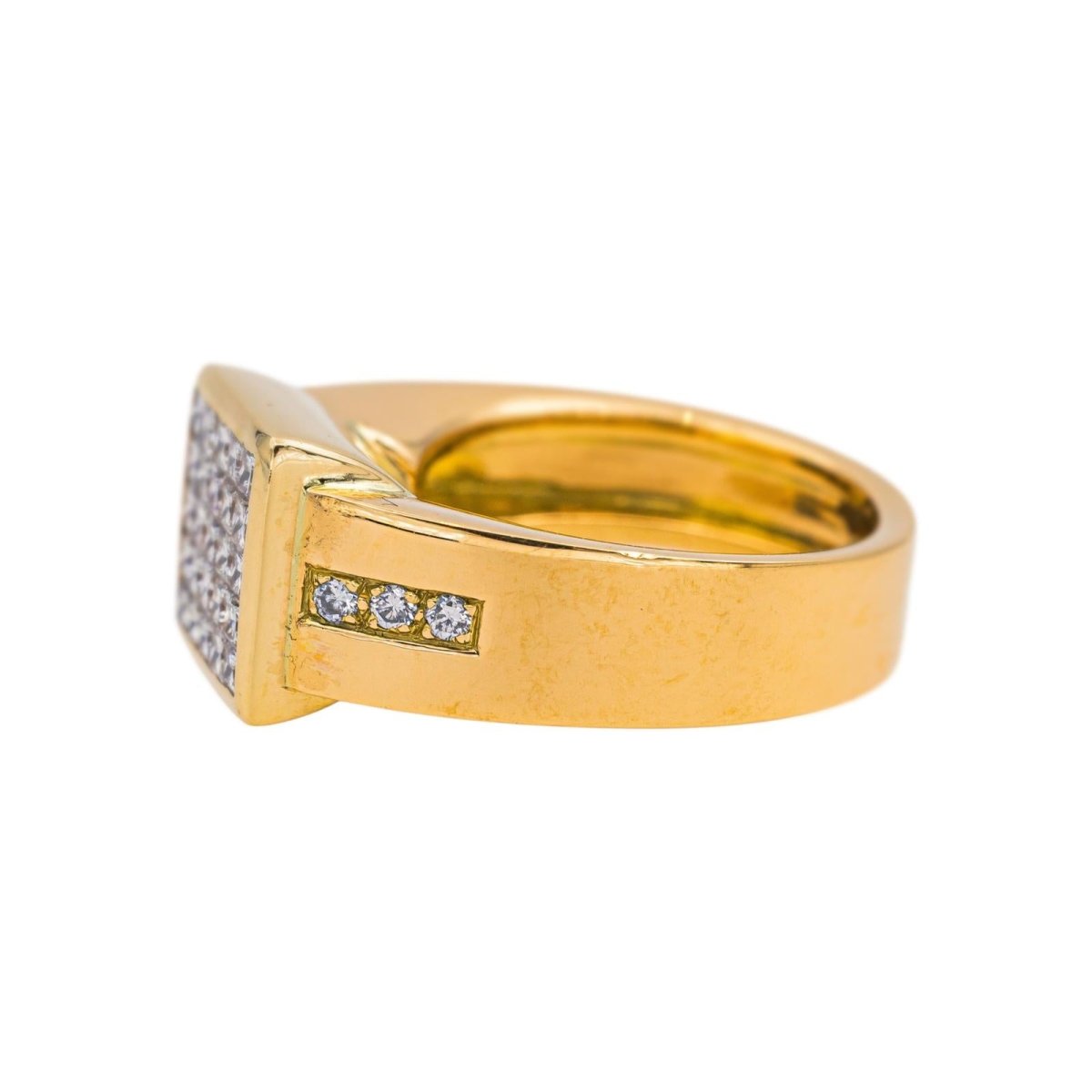 Bague Pavée en or jaune et diamant - Castafiore