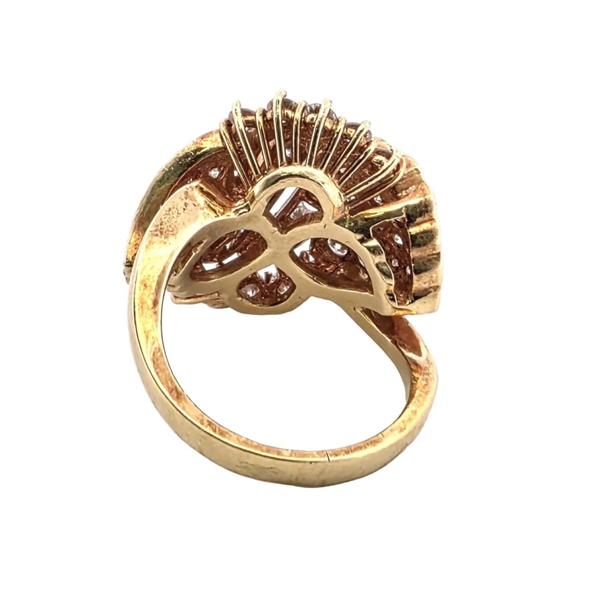 Bague Pavée en or jaune et diamants - Castafiore