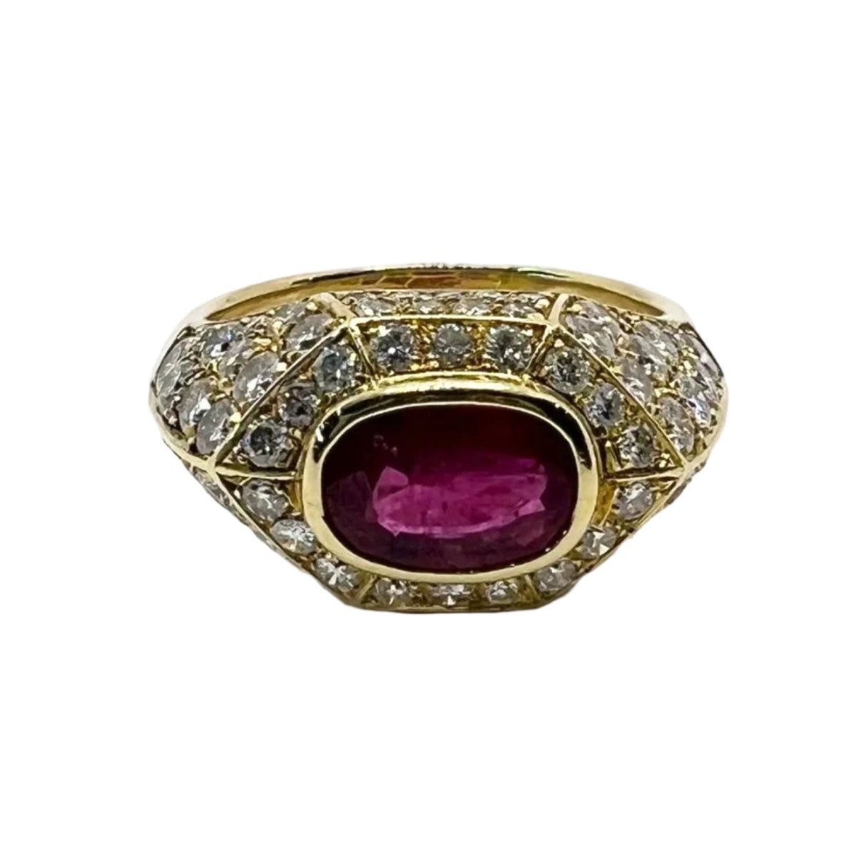 Bague Pavée en or jaune, rubis et diamants - Castafiore