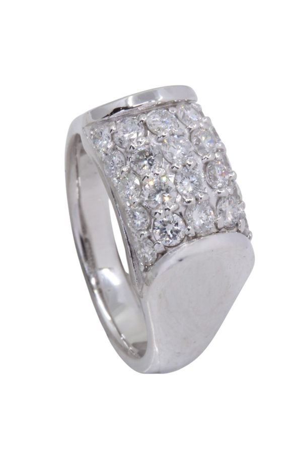 Bague Pavée en platine et diamants - Castafiore