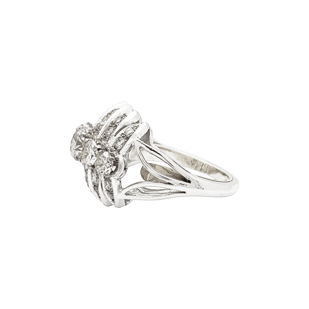 Bague Pavée MELLERIO en platine et diamants - Castafiore