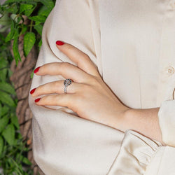 Bague Pavée PIAGET "Possession" en or blanc et diamants - Castafiore