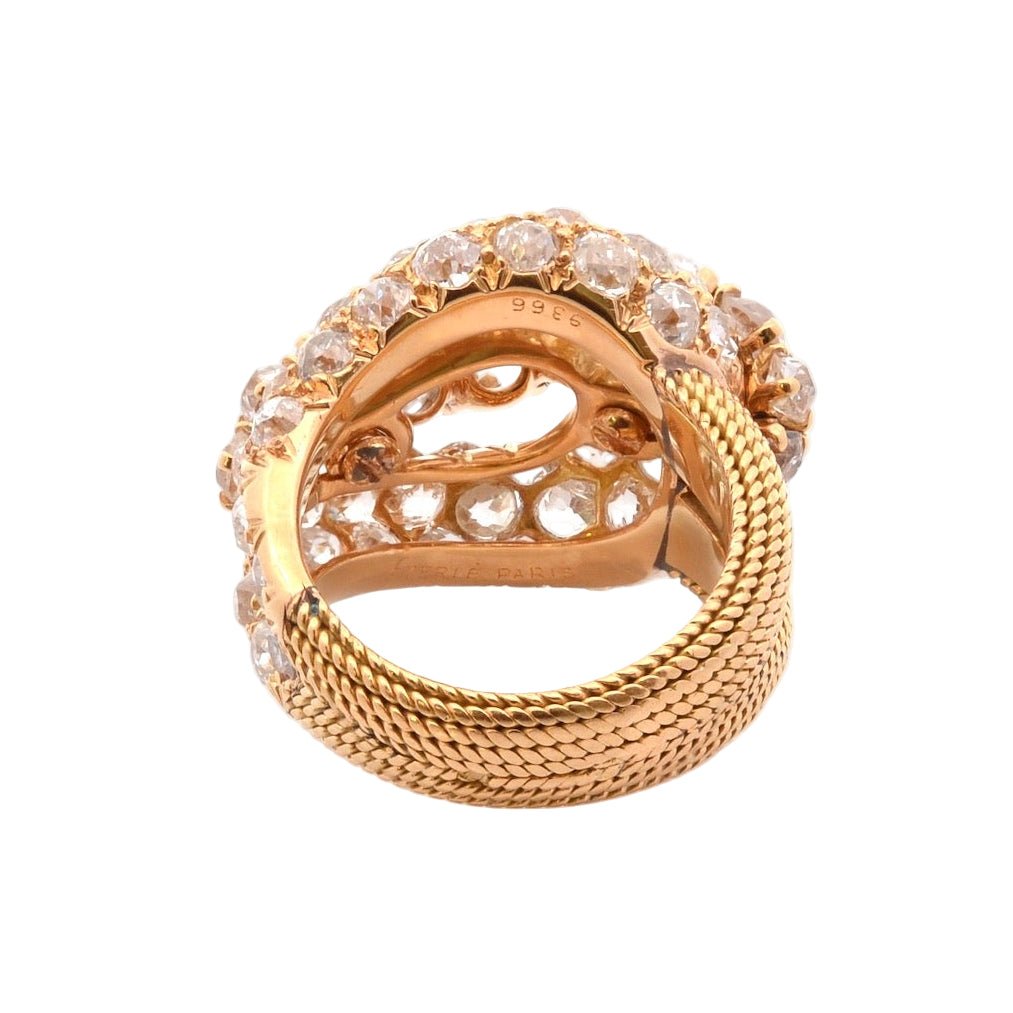 Bague Pavée STERLE en or jaune et diamants - Castafiore