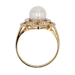 Bague perle de culture Akoya et sa monture ajourée et diamantée - Castafiore