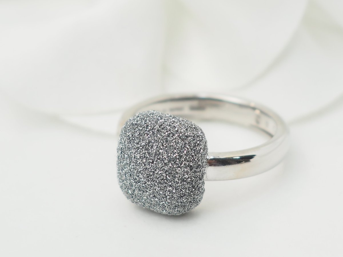 Bague Pesavento satinée en or blanc - Castafiore