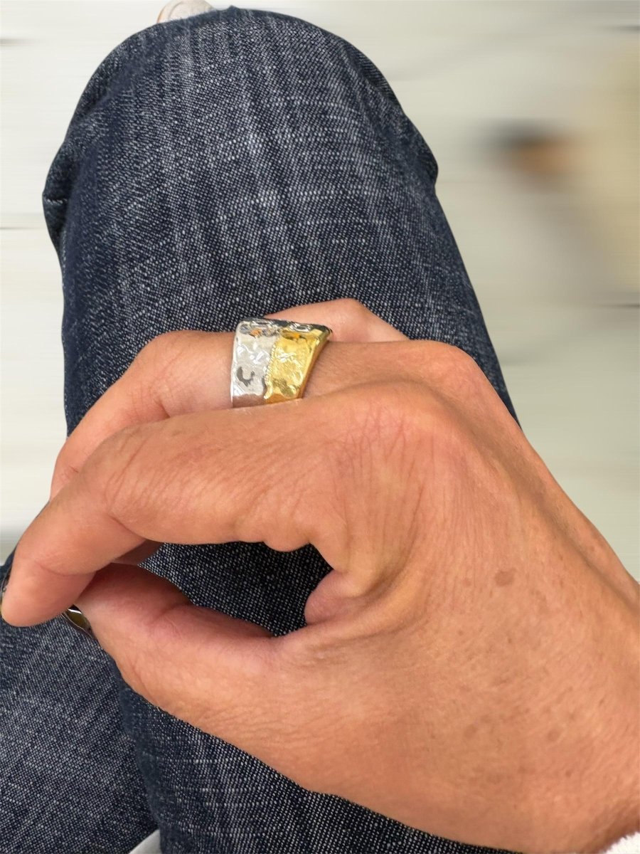 Bague Pharaon en or jaune et blanc avec diamant taille émeraude - Castafiore