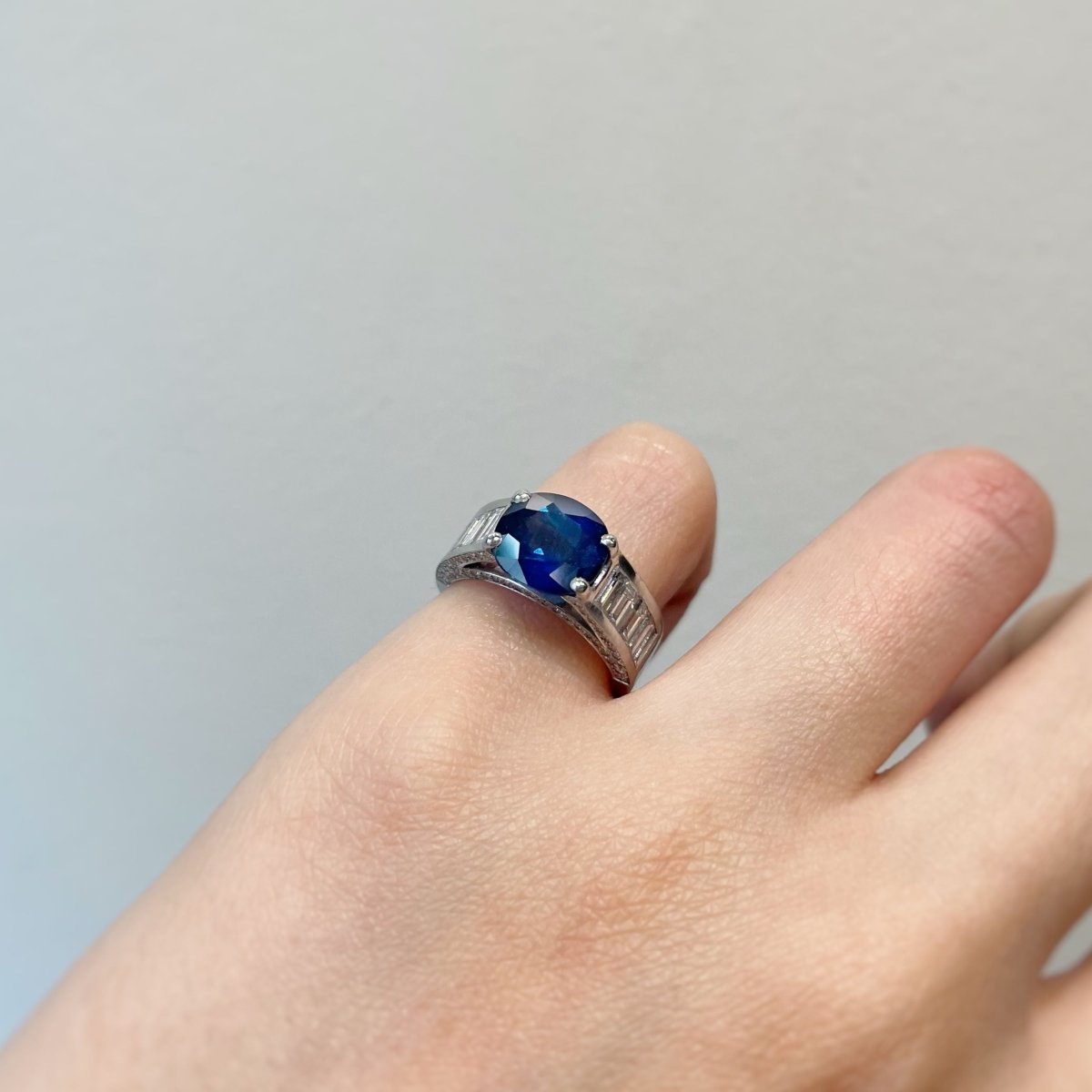 Bague - Platine, Saphir & Diamants