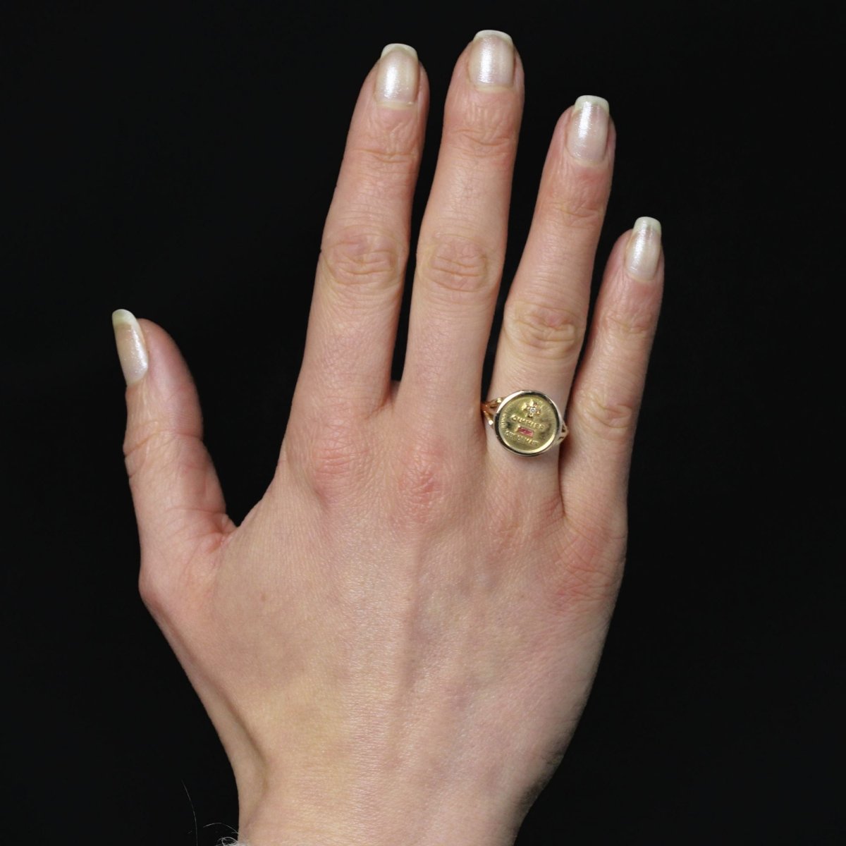 Bague plus qu'hier moins que demain en or - Castafiore