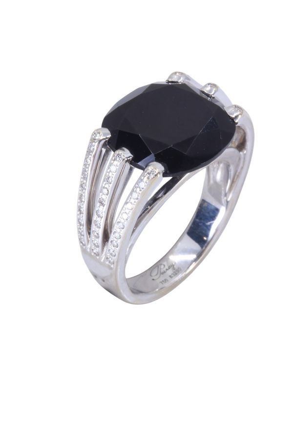 Bague POIRAY, "FIL" en or blanc, onyx et diamant - Castafiore