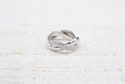 Bague Poiray "Tresse" diamants en or blanc 18k - Castafiore