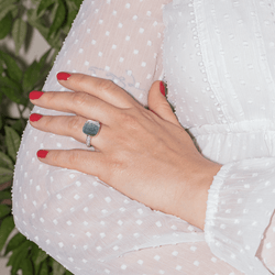 Bague POMELLATO "Nudo" en or rose, or blanc, topaze et diamants - Castafiore