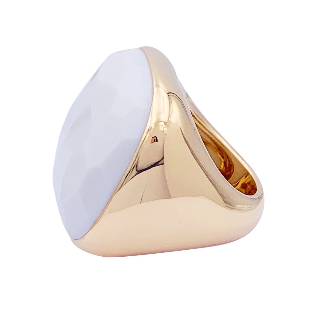 Bague Pomellato, "Victoria", or rose, cacholong. - Castafiore