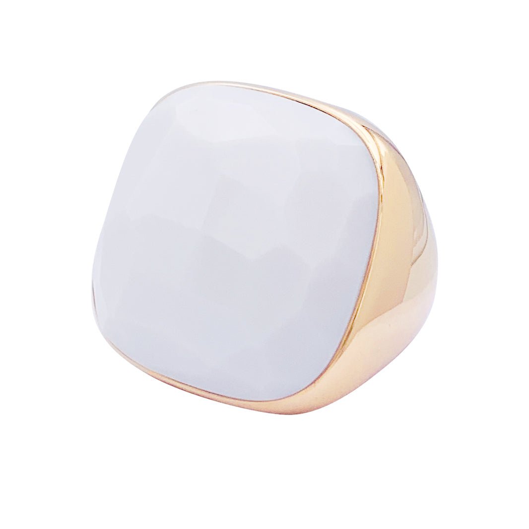 Bague Pomellato, "Victoria", or rose, cacholong. - Castafiore