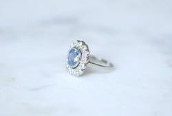 Bague Pompadour Art Déco Saphir de Ceylan 2,80 Cts et Diamants - Castafiore