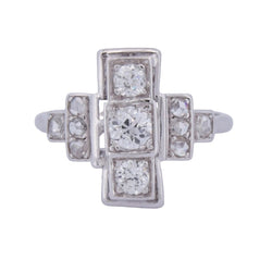 Bague Pompadour en or blanc et diamants - Castafiore