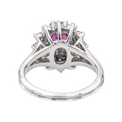 Bague Pompadour en or blanc et rubis - Castafiore