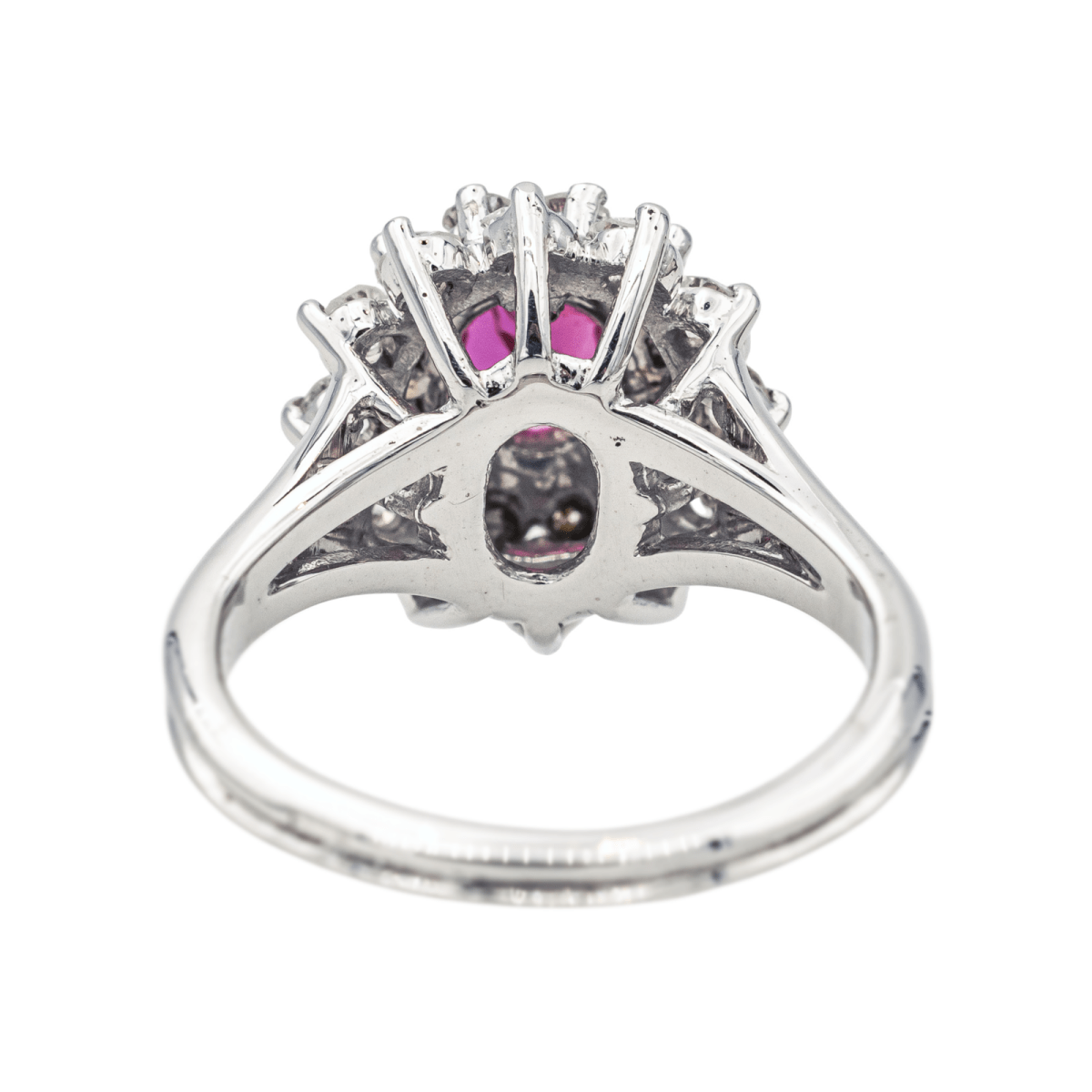 Bague Pompadour en or blanc et rubis - Castafiore