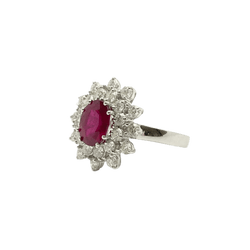 Bague Pompadour en or blanc, rubis et diamants - Castafiore