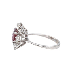Bague Pompadour en or blanc, rubis et diamants - Castafiore