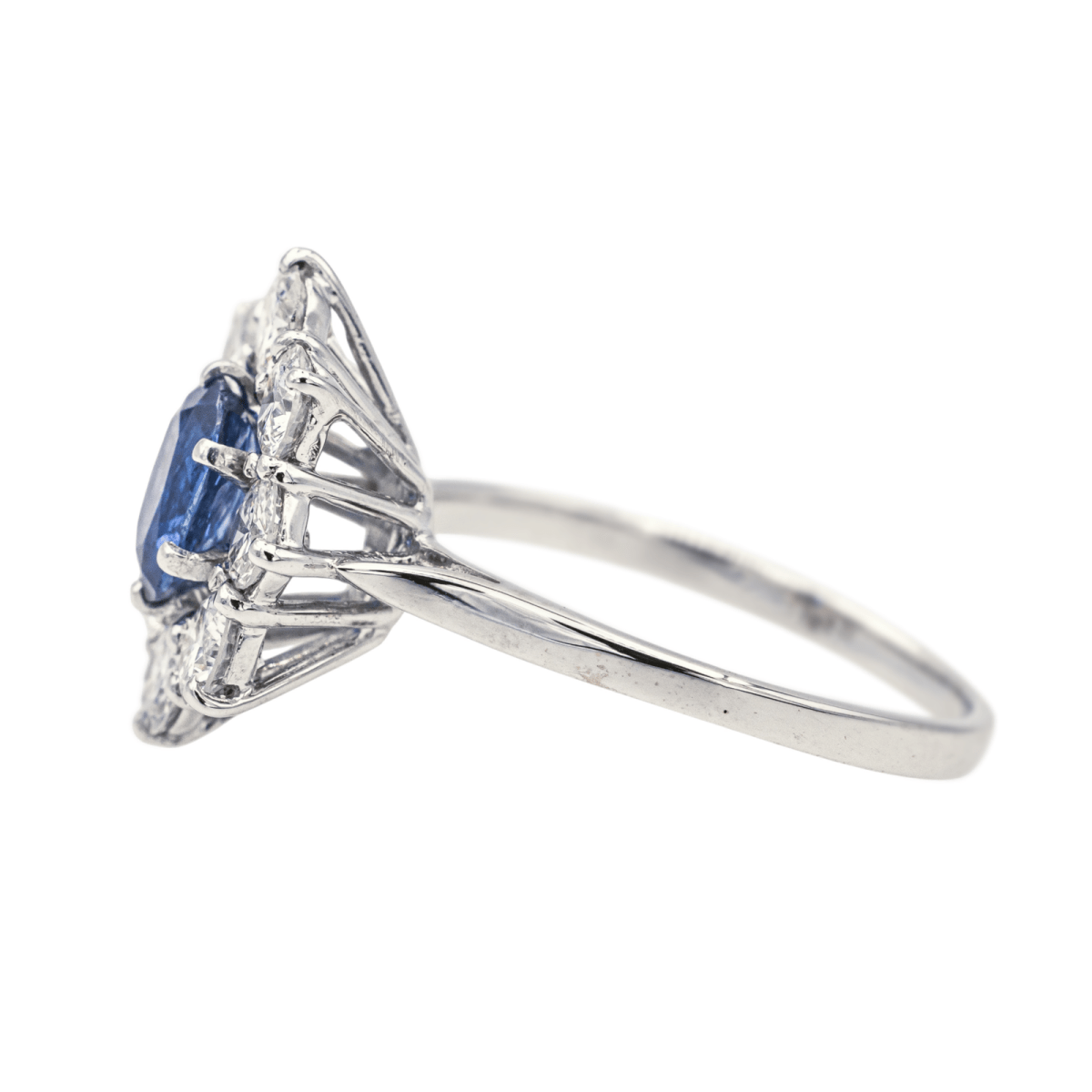 Bague Pompadour en or blanc, saphir et diamants - Castafiore