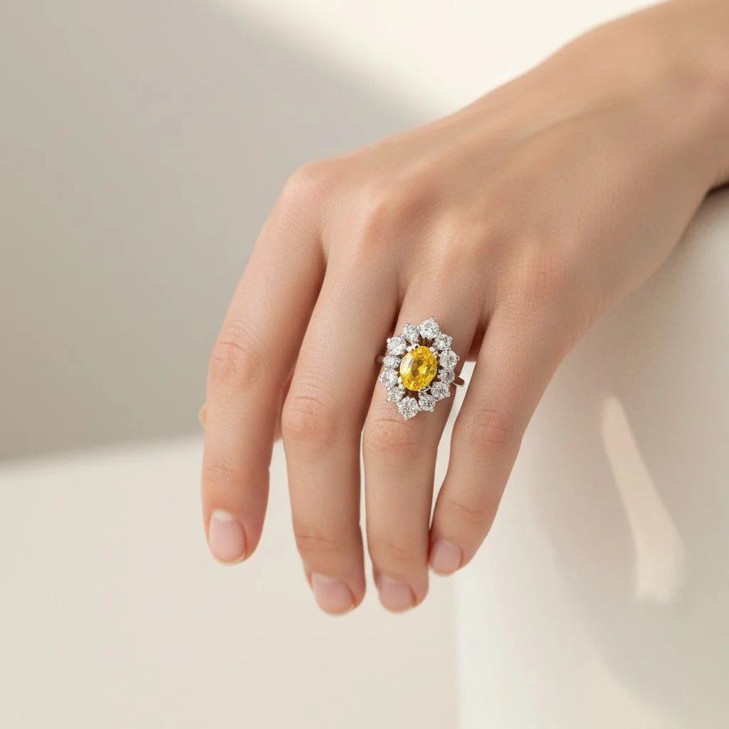 Bague Pompadour en or blanc, saphir et diamants - Castafiore