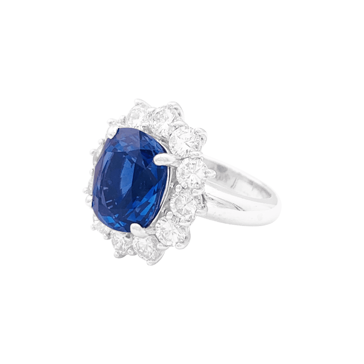 Bague "Pompadour" en or blanc, saphir et diamants - Castafiore