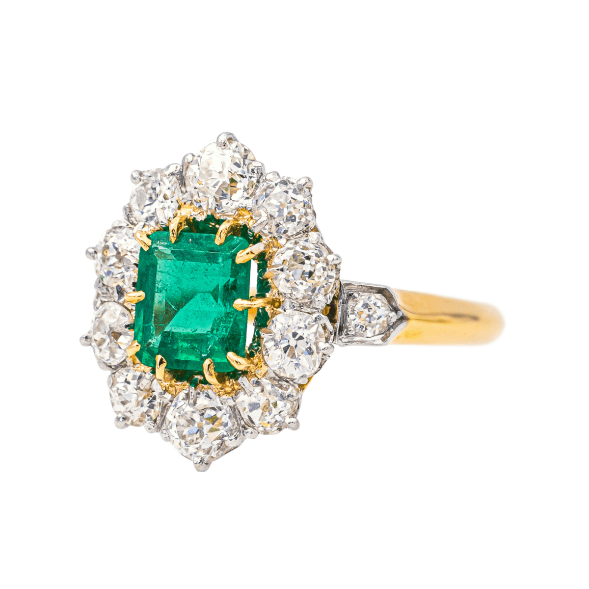 Bague Pompadour en or jaune, émeraude et diamants - Castafiore