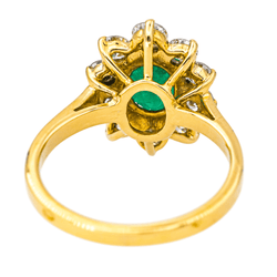 Bague Pompadour en or jaune, émeraude et diamants - Castafiore
