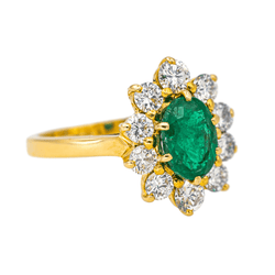 Bague Pompadour en or jaune, émeraude et diamants - Castafiore