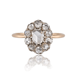 Bague Pompadour en or jaune et diamants - Castafiore