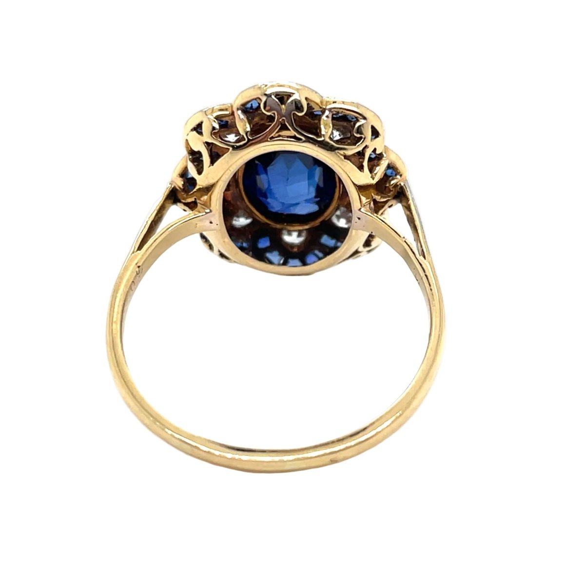 Bague Pompadour en or jaune, or blanc, saphirs et diamants - Castafiore