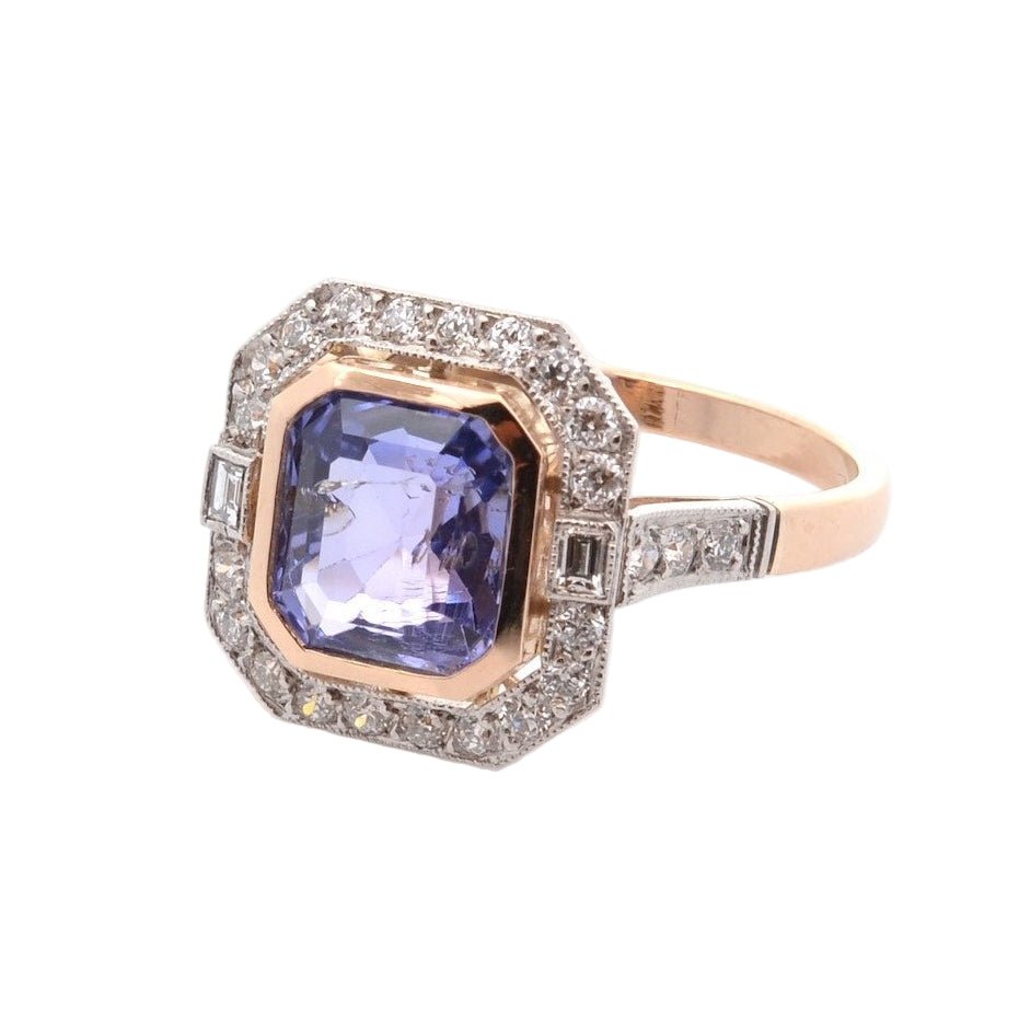 Bague Pompadour en or jaune, platine, saphir et diamants - Castafiore