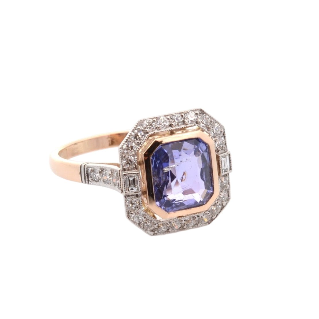 Bague Pompadour en or jaune, platine, saphir et diamants - Castafiore