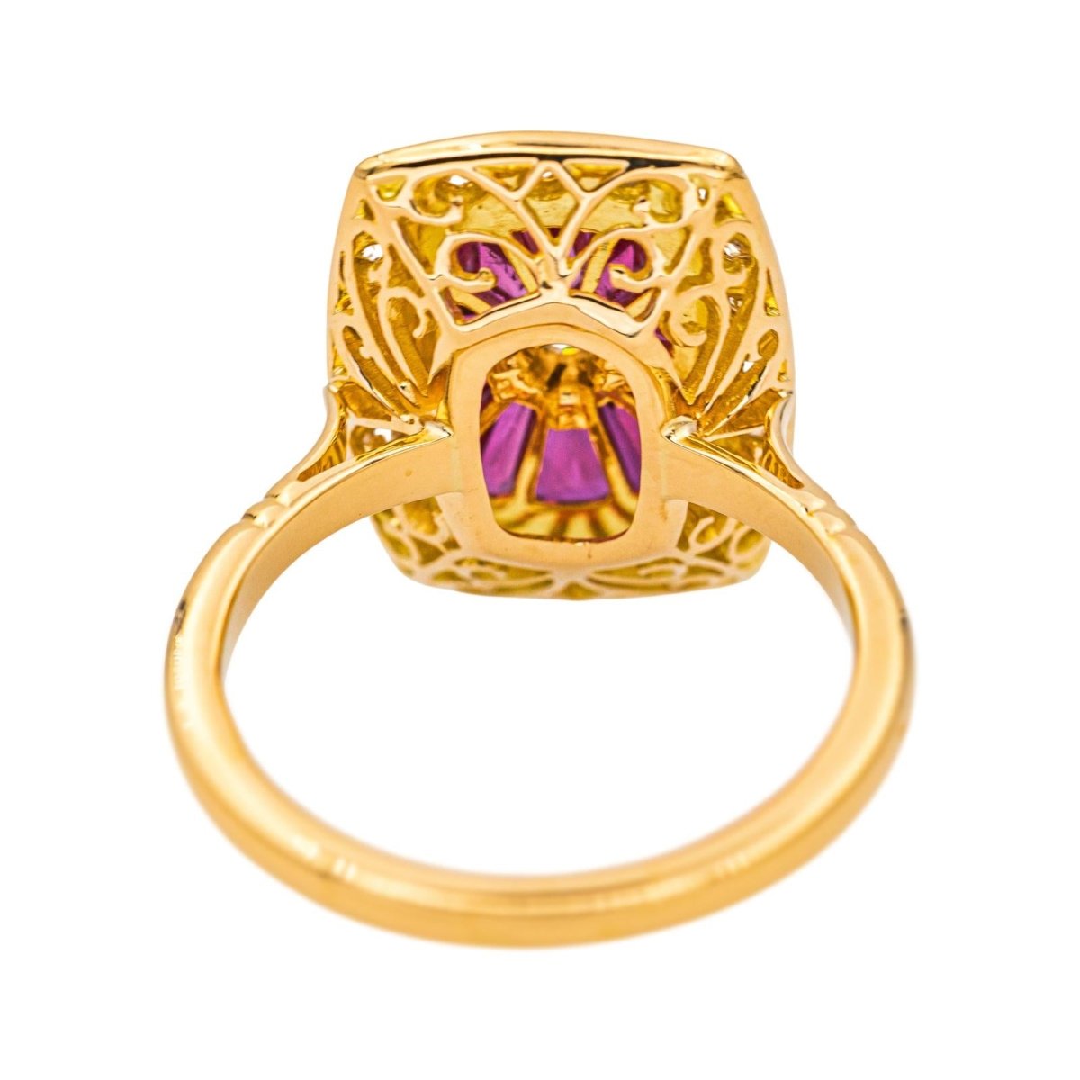 Bague Pompadour en or jaune, rubis et diamants - Castafiore