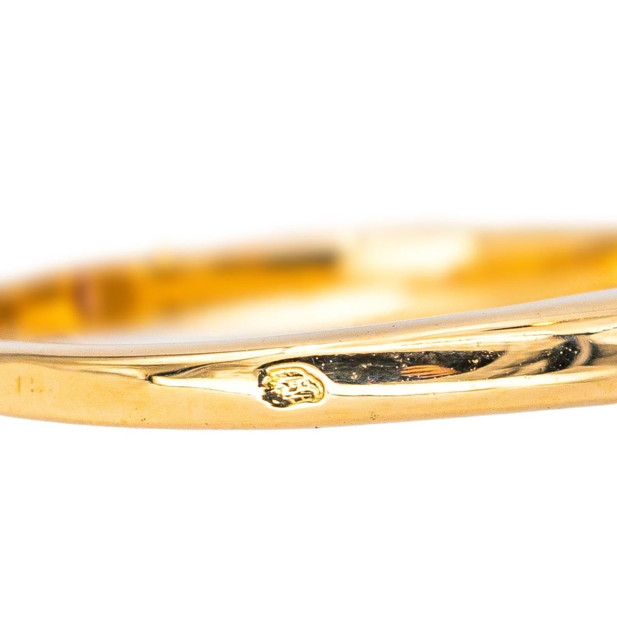 Bague Pompadour en or jaune, rubis et diamants - Castafiore