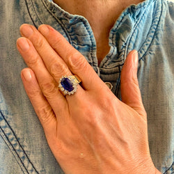 Bague Pompadour en or jaune, saphir et diamants - Castafiore