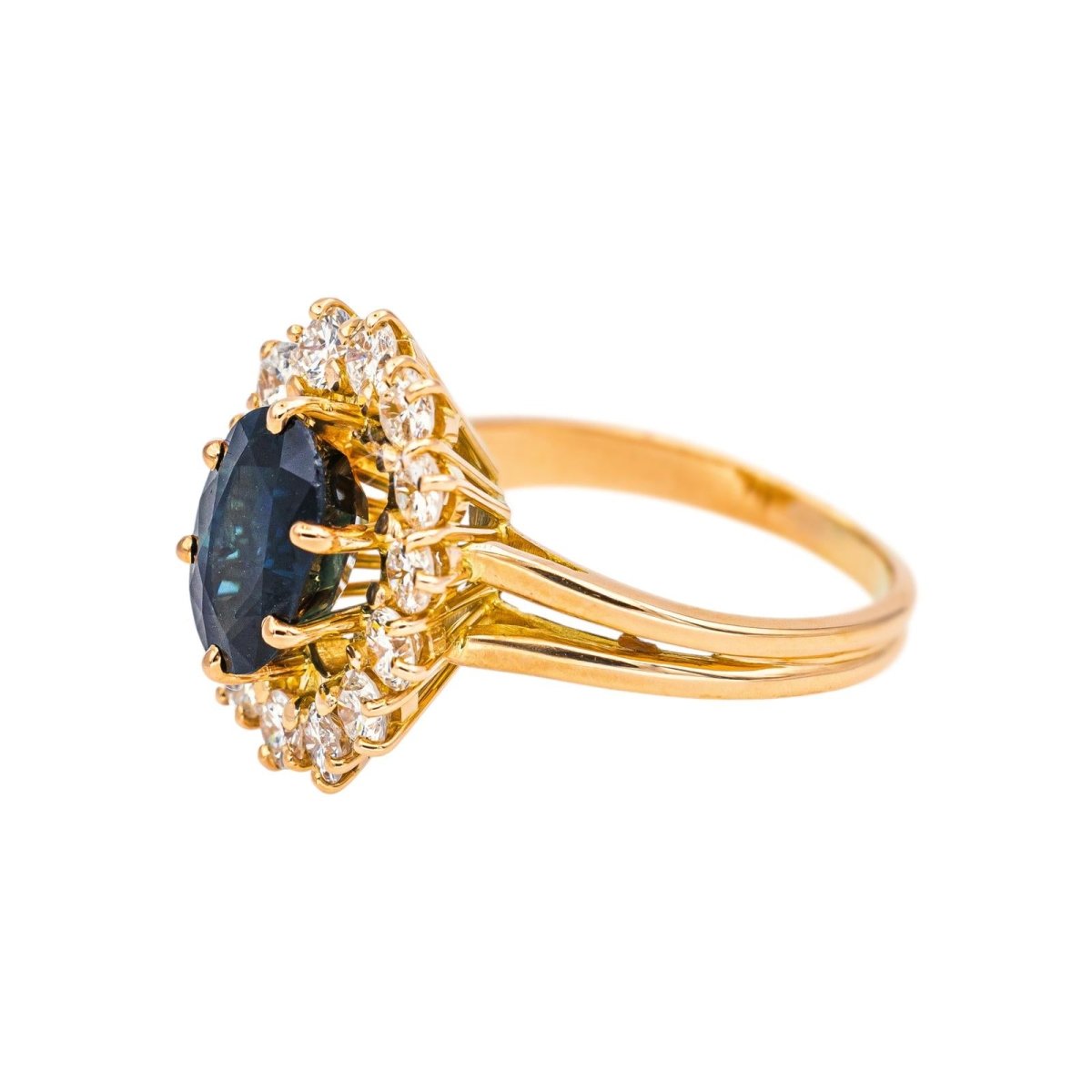 Bague Pompadour en or jaune, saphir et diamants - Castafiore