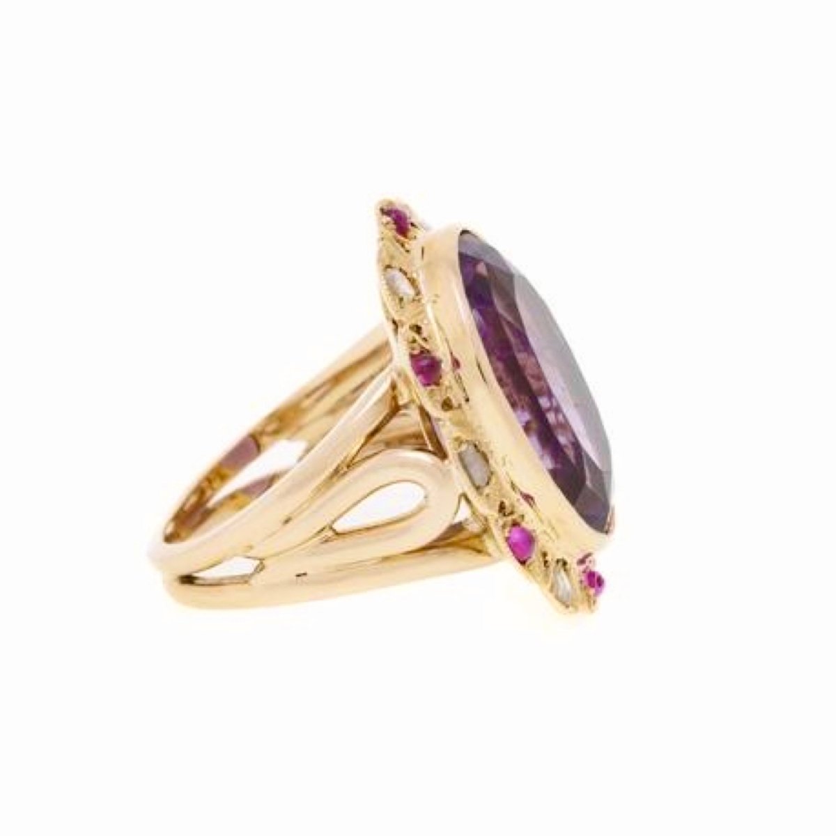 Bague Pompadour en or rose, améthyste, saphirs et diamants - Castafiore