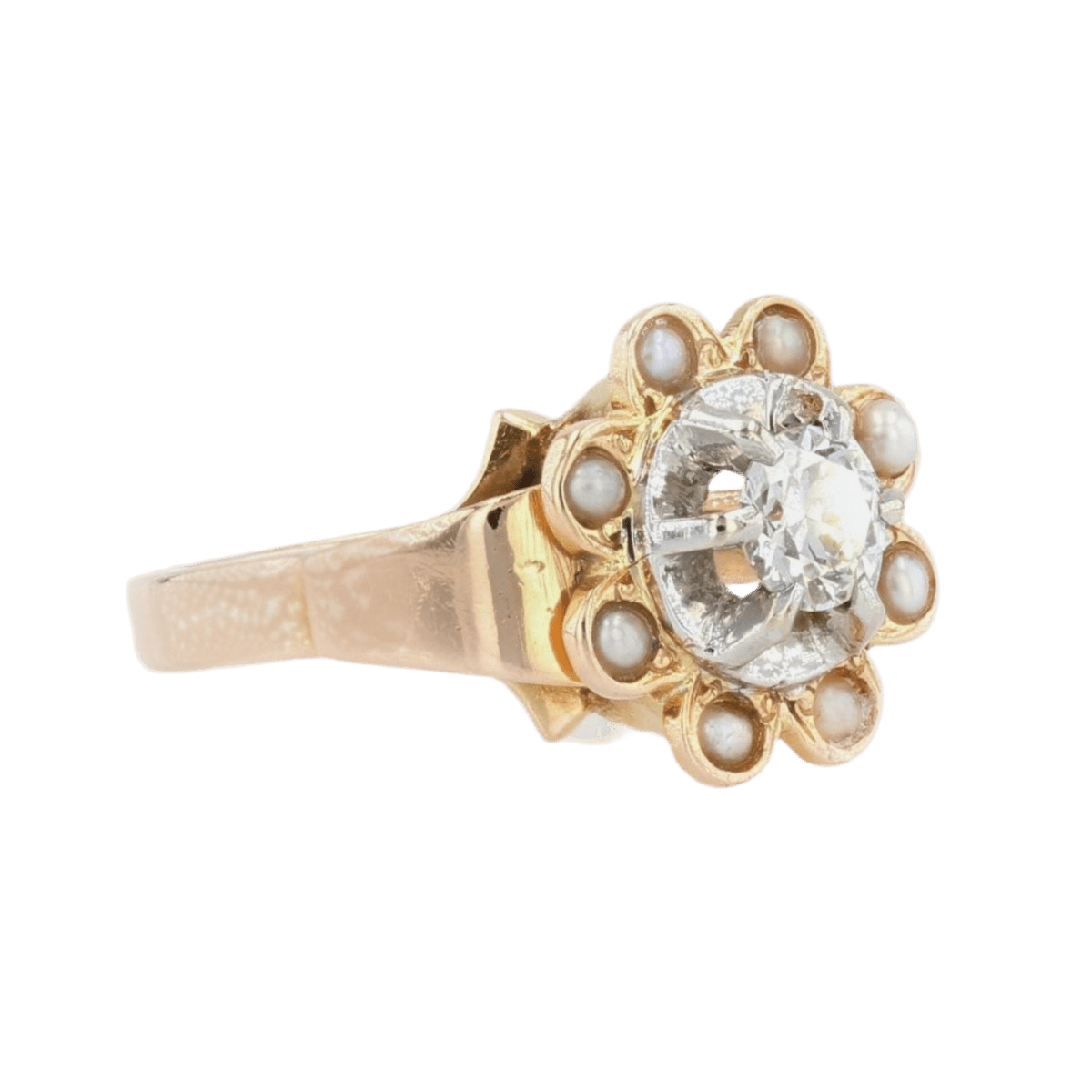 Bague Pompadour en or rose, perles et diamant - Castafiore