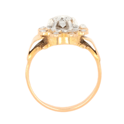 Bague Pompadour en or rose, perles et diamant - Castafiore