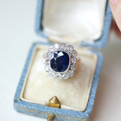 Bague Pompadour en or rose, saphir, et diamants - Castafiore