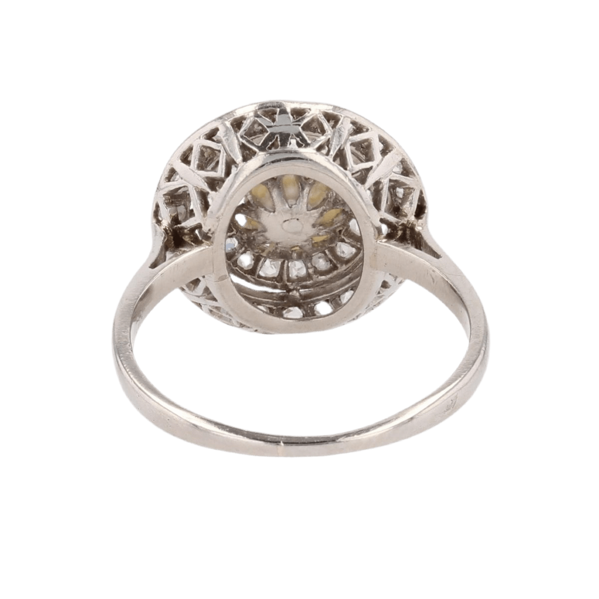 Bague Pompadour en platine, perle et diamants - Castafiore