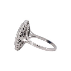 Bague Pompadour en platine, saphir et diamants - Castafiore