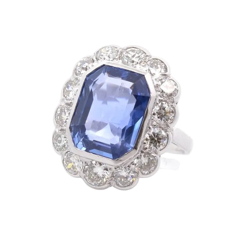 Bague Pompadour en platine, saphir et diamants - Castafiore