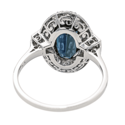 Bague Pompadour en platine, saphir et diamants - Castafiore