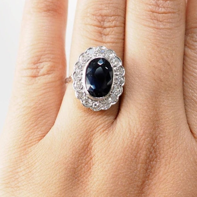 Bague Pompadour en platine saphir et diamants - Castafiore