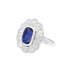 Bague Pompadour en platine, saphir et diamants - Castafiore
