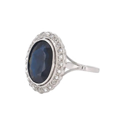 Bague Pompadour en platine, saphir et diamants - Castafiore